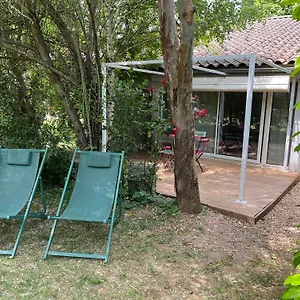 De Charme Jas De Ardeche Du Sud Piscine Berrias-et-Casteljau